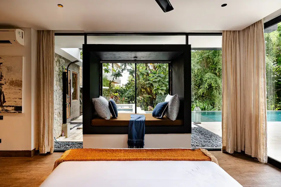 Athena master suite 2 at Villa Zeno Arete, view 2